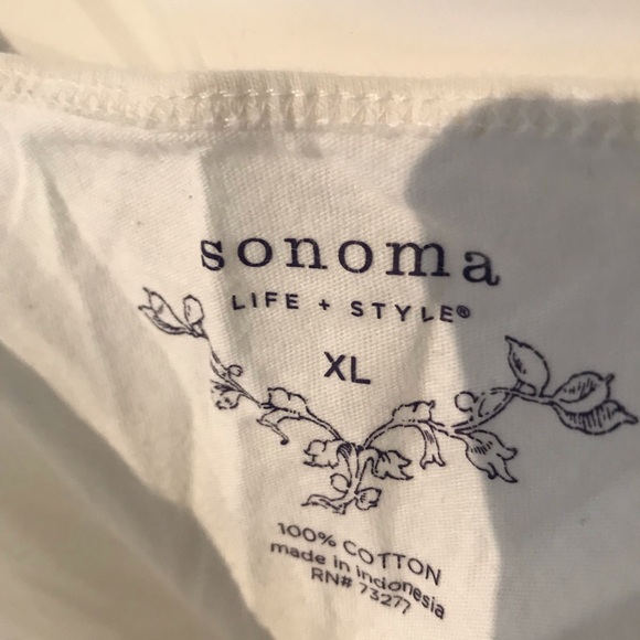 6 Time and Tru Camisole XL, 2XL, 3XL. 6 Items. Pink, Salmon, Teal, White, 2 Tan. - Picture 7 of 10